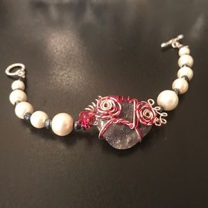 Hand-crafted Iolite beaded bracelet